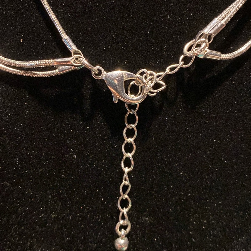 Vintage 3 chain, snake chain necklace. Beautiful like new condition - Picture 3 of 6